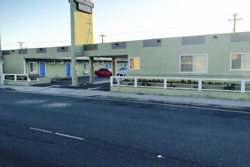 Town House Motel