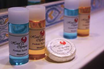 Bathroom amenities