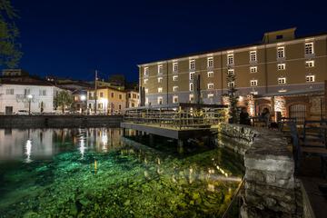Front of property - evening/night