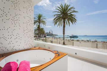 Jetted tub