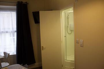 Photo 33