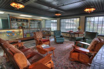 Hotel Interior 10 of 59