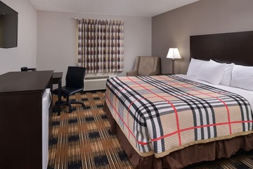 Room 17 of 27