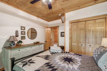 guest_rooms