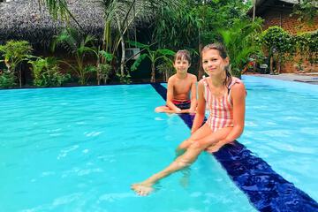 Infinity pool