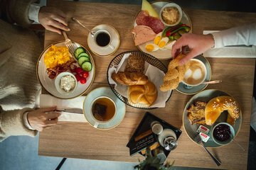 Breakfast meal