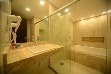 Jetted tub