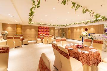 Indoor wedding