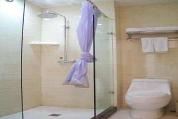 Photo 28