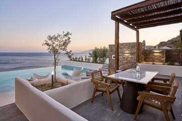 Private pool