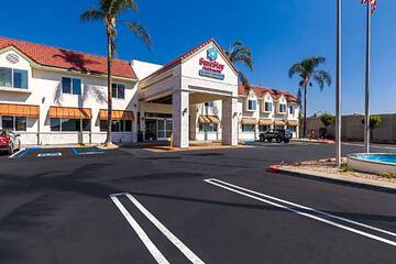GuestHouse Inn & Suites Upland