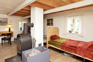 guest_rooms