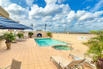 Rooftop pool