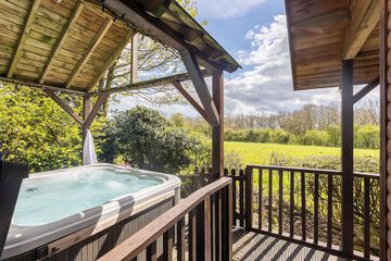 Private spa tub