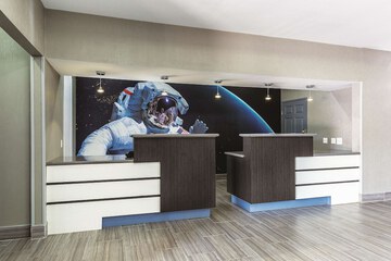 Hotel Interior 10 of 30