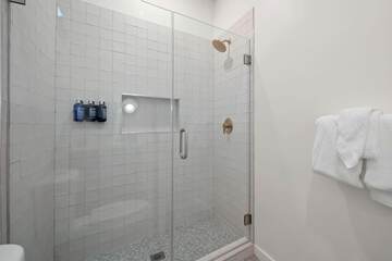 Bathroom shower
