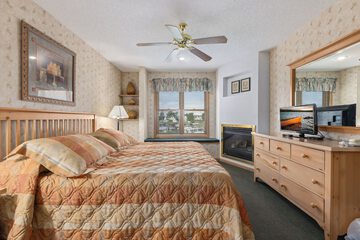 Room 38 of 74