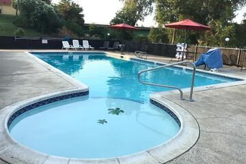 Travelodge by Wyndham Red Bluff South of Redding