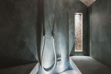 Steam room