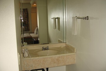 Bathroom sink