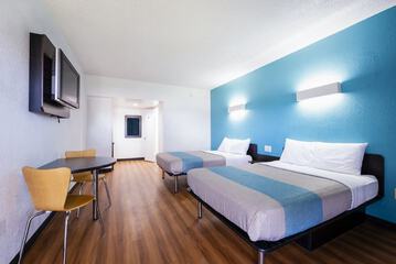 Room 30 of 39