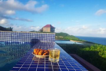 Infinity pool