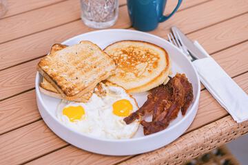 Breakfast meal