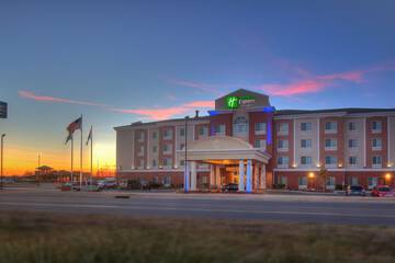 Holiday Inn Express Hotel & Suites Elk City by IHG