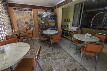 Coffee shop