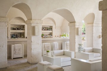 Snack bar