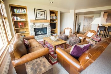 WestWall Lodge