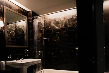 Photo 33