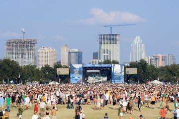 Entertainment 62 of 73