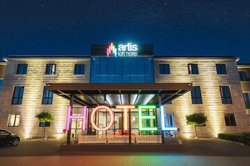 Front of property - evening/night