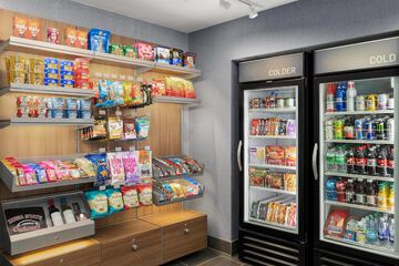 Snack bar