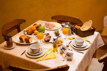 Breakfast meal