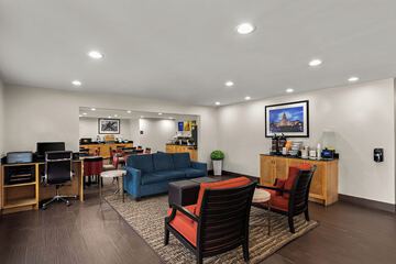 Hotel Interior 12 of 39