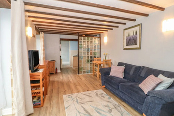 guest_rooms