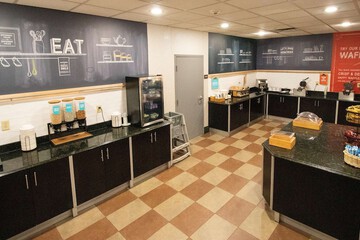 Breakfast/Coffee Service 20 of 24