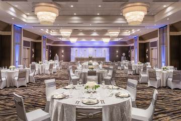 Ballroom/Hall 109 of 114