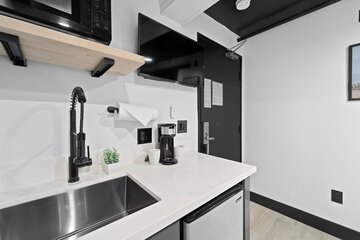 Private kitchenette