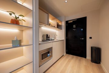 Private kitchenette