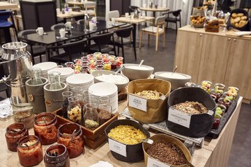 Breakfast buffet