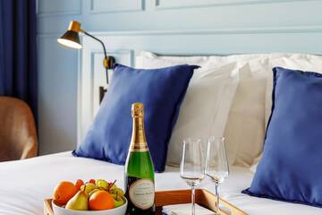 Champagne service