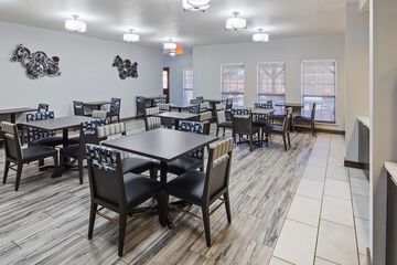 Breakfast/Coffee Service 24 of 25