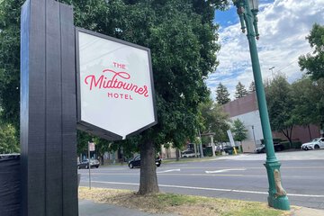 The Midtowner Hotel SureStay Collection by Best Western