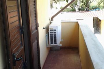 Photo 64