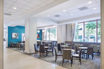 Breakfast/Coffee Service 65 of 67