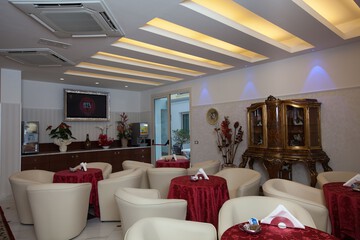 Food court