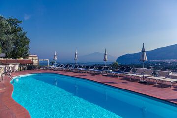 Rooftop pool